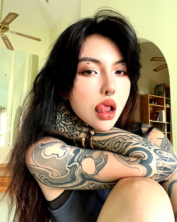bad.toy instagram image archive image