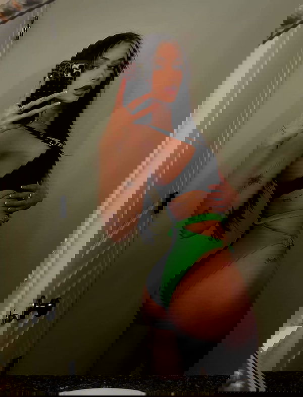 urfavbellabby urfavbellabby archive image