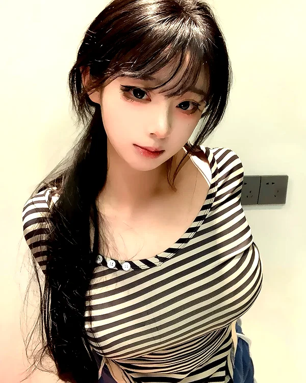yingyinng_ instagram image archive image