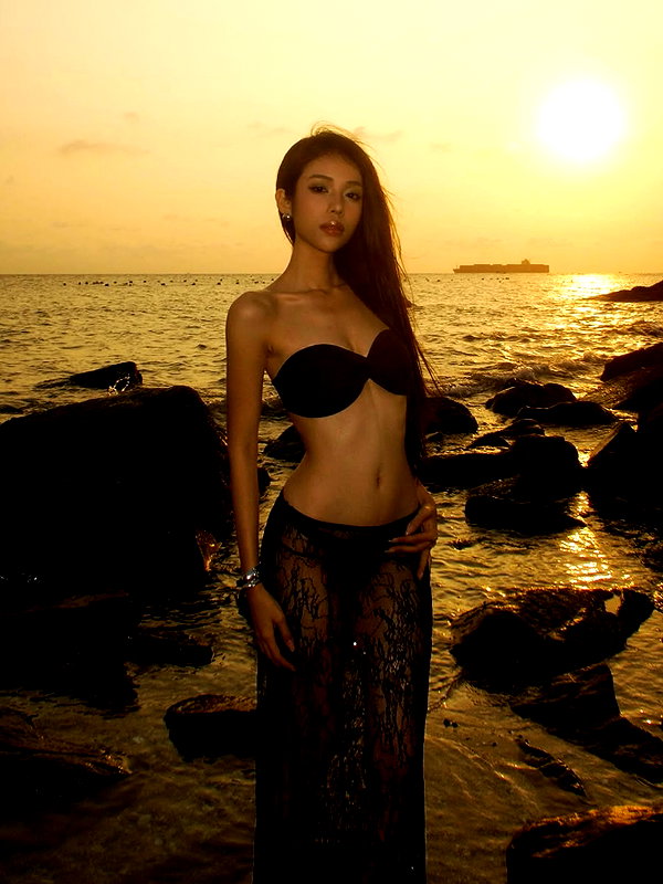 lyhythuedoxinh instagram image archive image