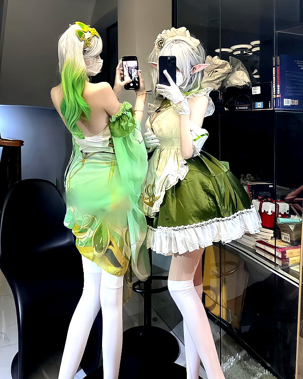 gallery_cosplayer instagram image archive image
