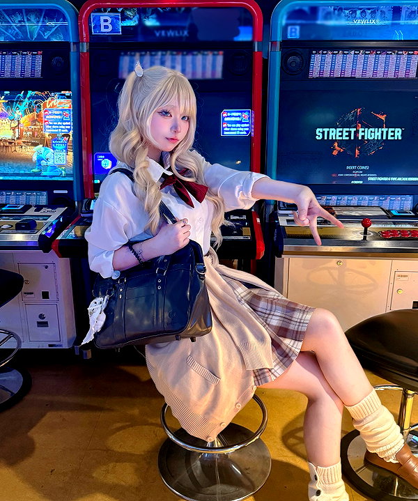 purinn_cos instagram image archive image