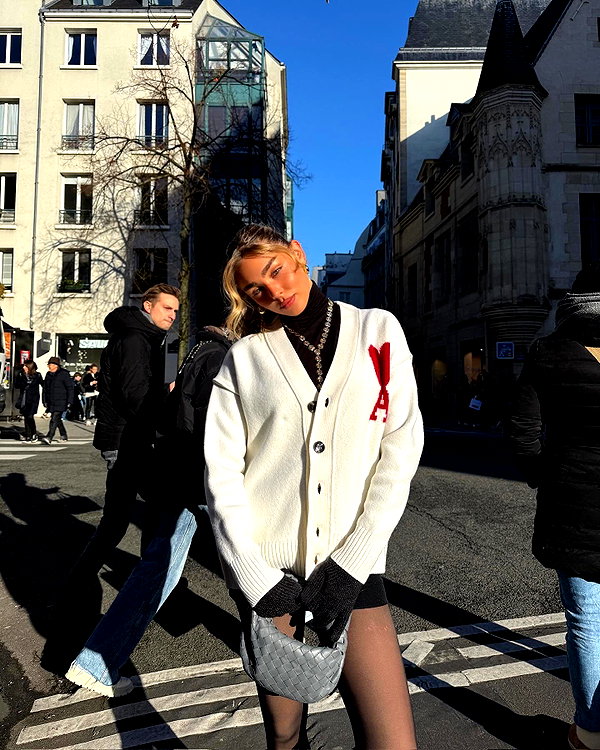 maya.keyy instagram image archive image