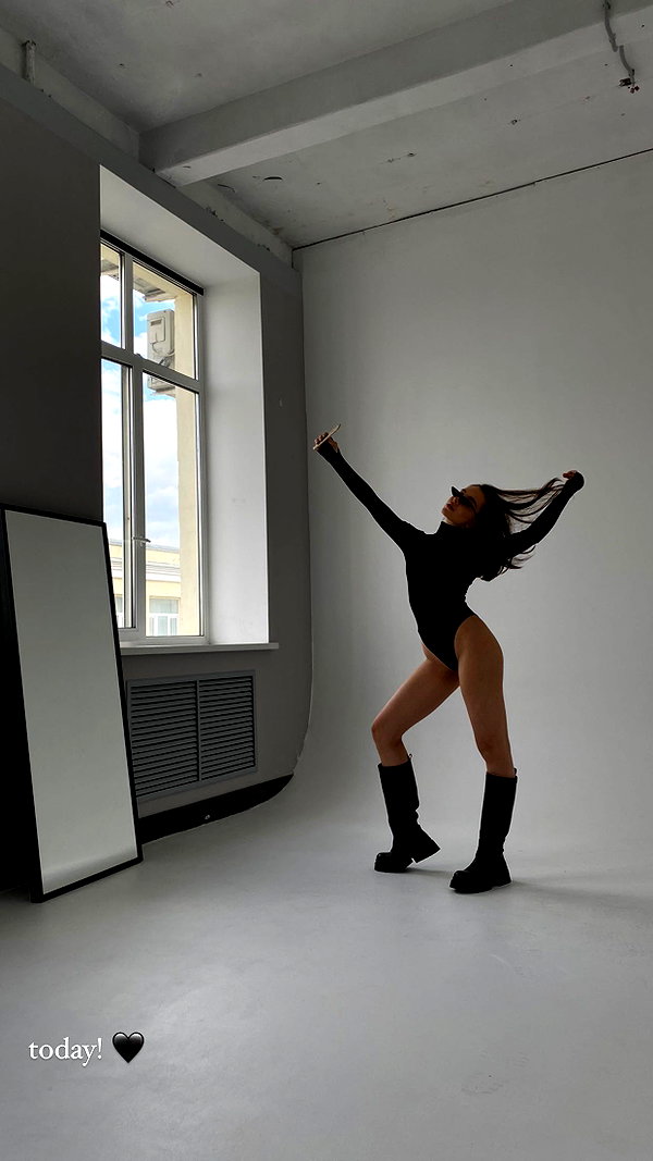 veroni22ka instagram image archive image