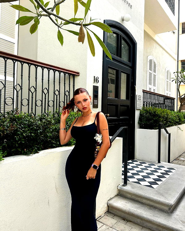 liiza_maarchuk instagram image archive image