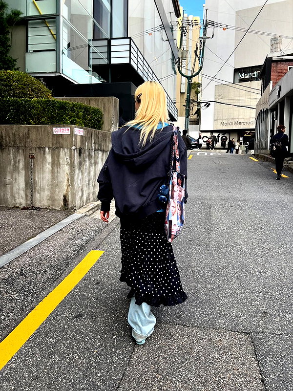 srillun instagram image archive image