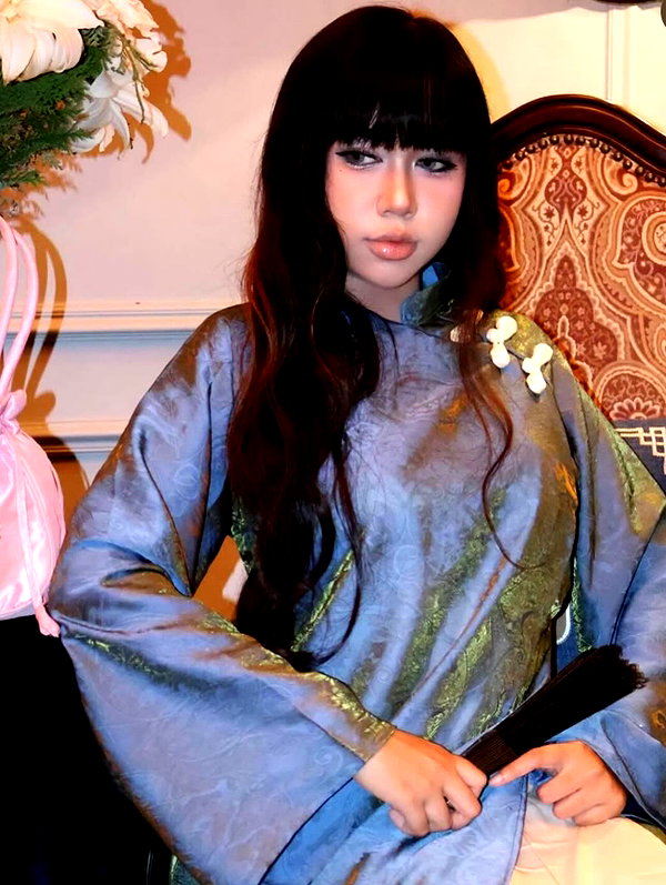 lyhythuedoxinh instagram image archive image