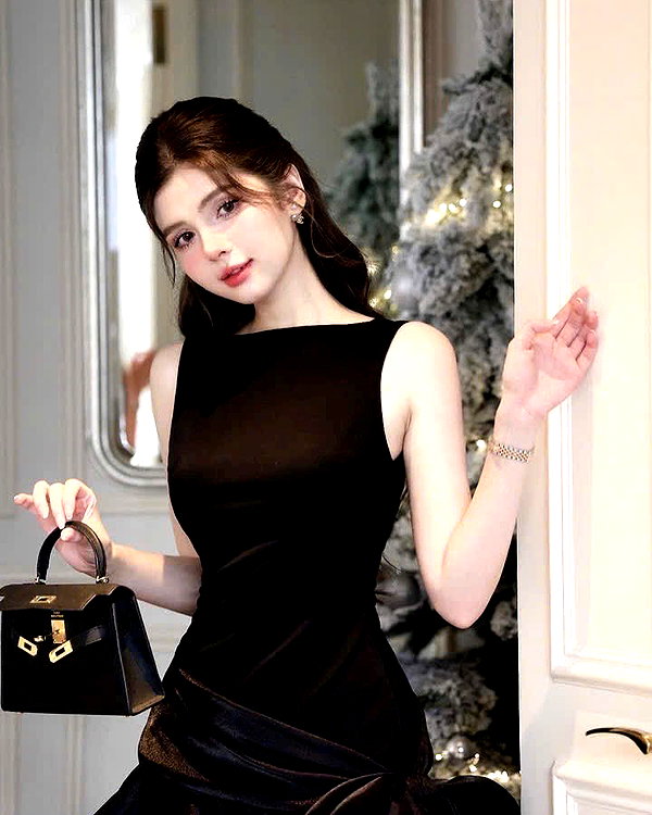 lyhythuedoxinh instagram image archive image