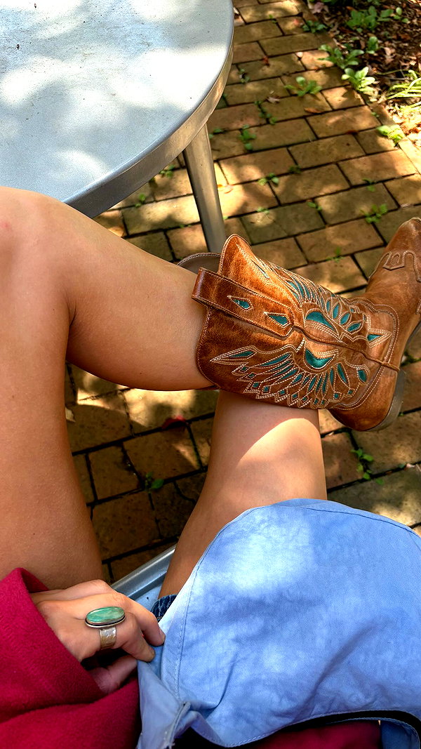 lila.clarkson instagram image archive image