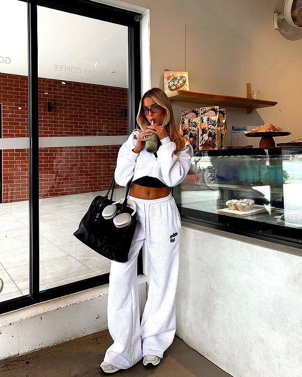 sophiebatzloff instagram image archive image