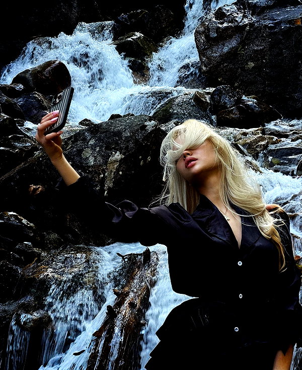 aseynat0r instagram image archive image