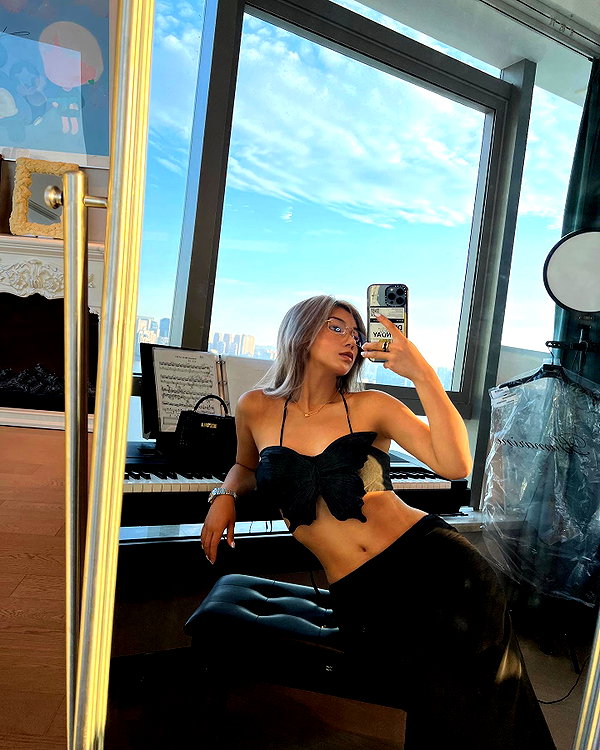 kelseydopegal instagram image archive image