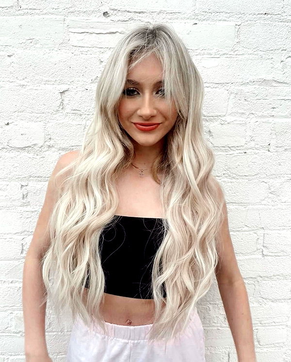 ellianawalmsley instagram image archive image