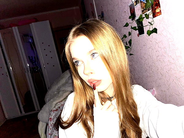 kristti.a instagram image archive image