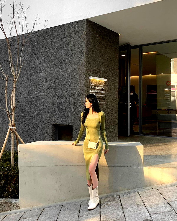 daxbin instagram image archive image