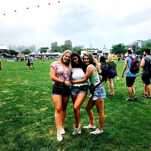 isabella.lauren instagram image archive image