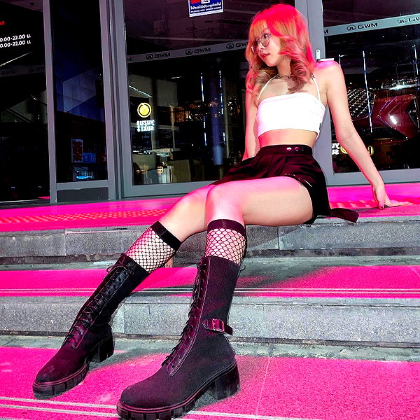 the.q.felicia instagram image archive image