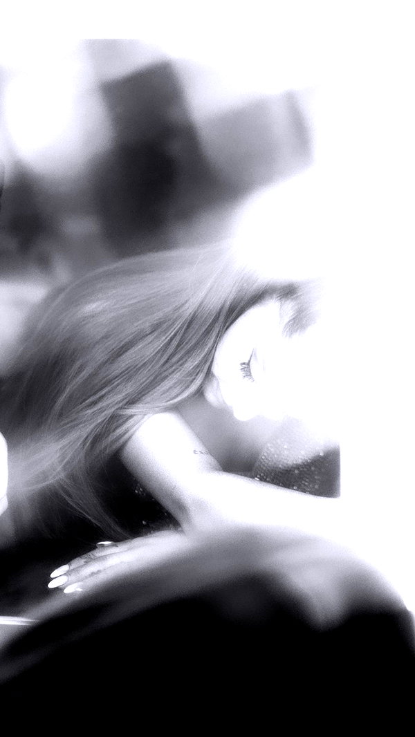 arianagrande instagram image archive image