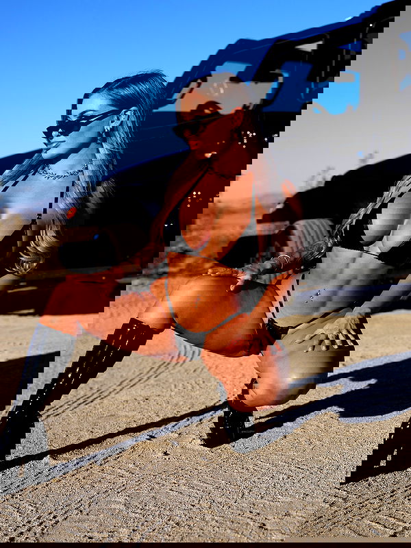 itshayleydavies itshayleydavies archive image