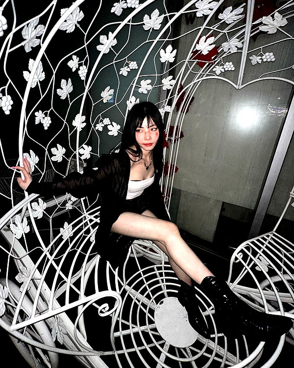 the.q.felicia instagram image archive image