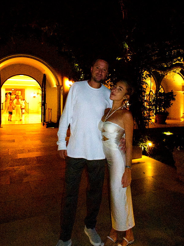 annezivi instagram image archive image