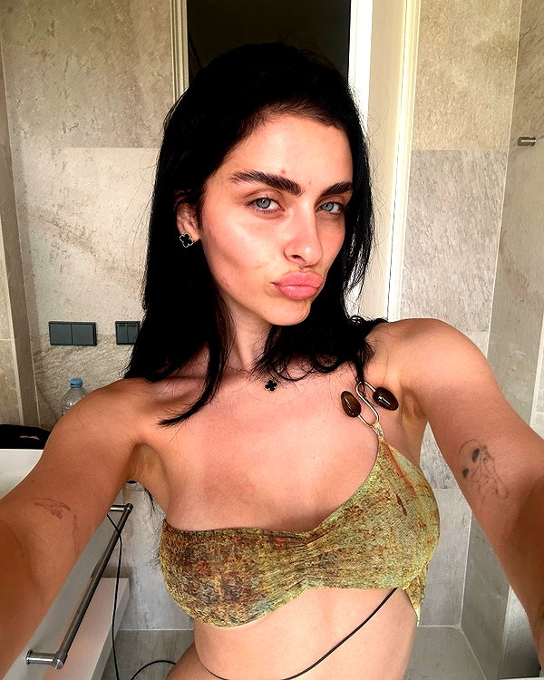 laurenhamden instagram image archive image