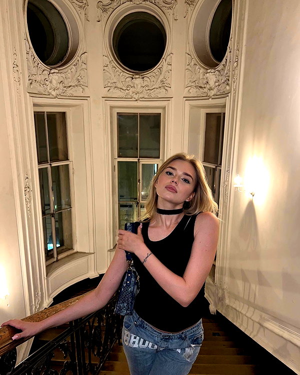 esmireal instagram image archive image