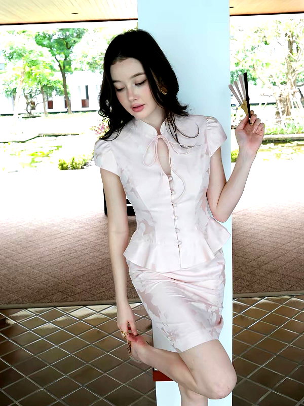 fair_mua instagram image archive image