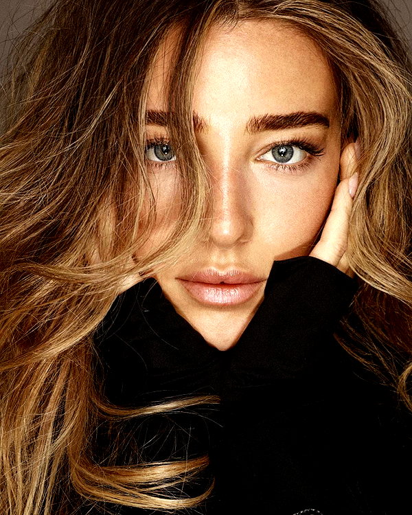 annezivi instagram image archive image