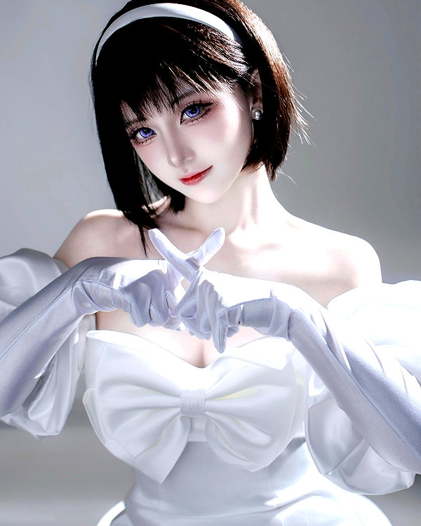 miee_cos instagram image archive image
