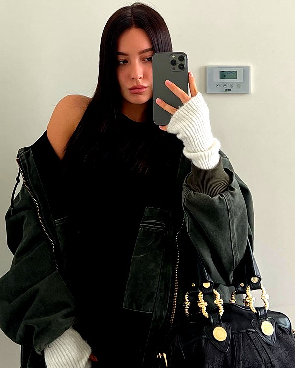 veroni22ka instagram image archive image