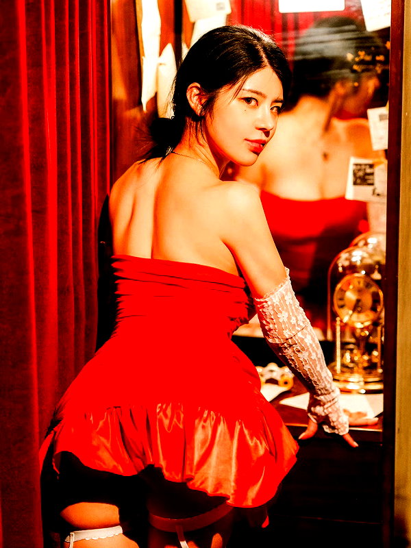 ro_bbin123 instagram image archive image