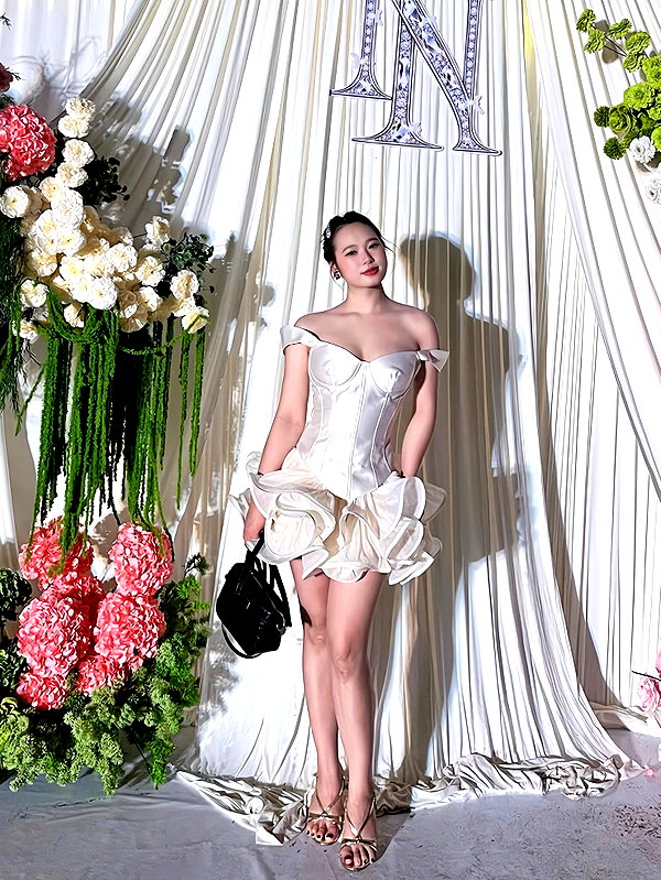 lyhythuedoxinh instagram image archive image