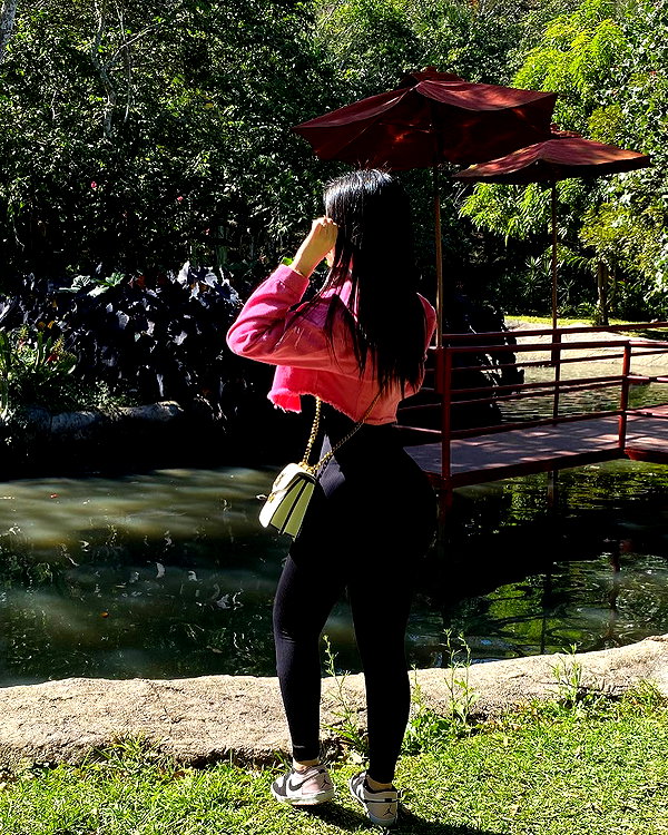 lesliesancheezz instagram image archive image