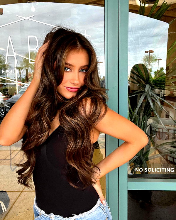 ellianawalmsley instagram image archive image