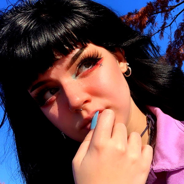 yeahimcaroline instagram image archive image