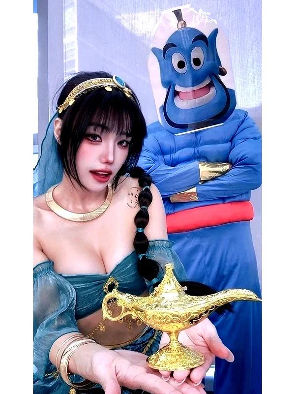 bora__look instagram image archive image