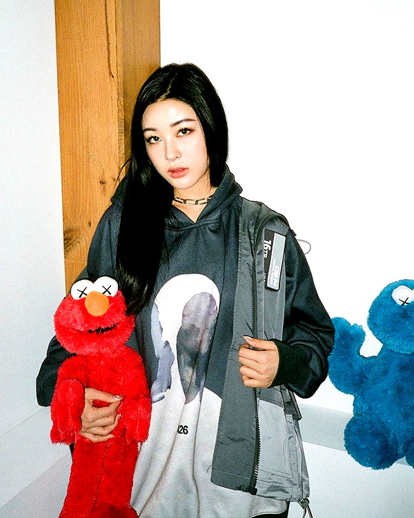 emily.ghoul instagram image archive image