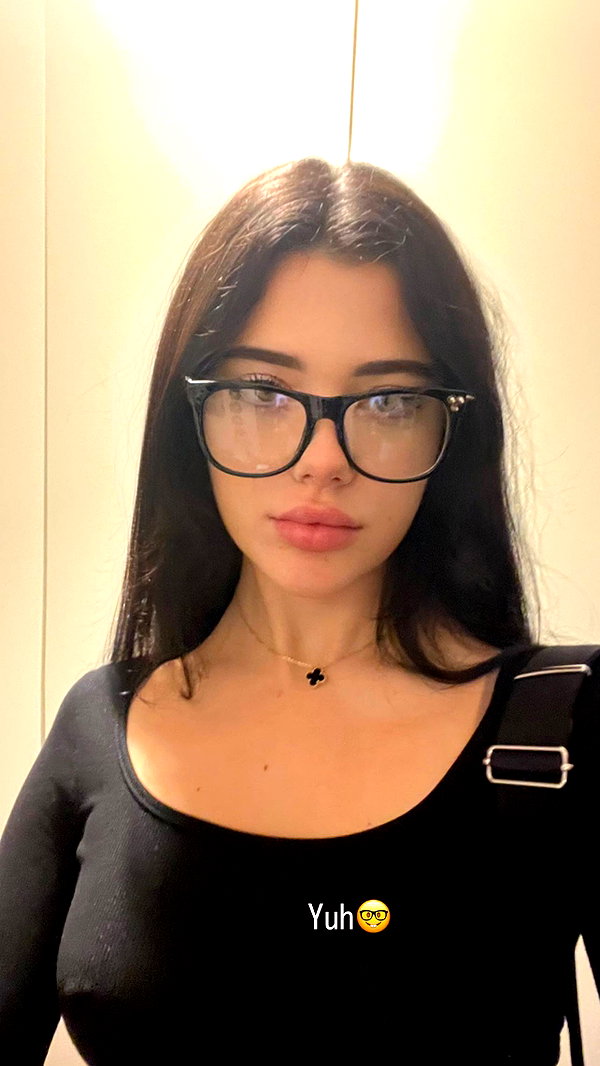 vanessa.rhd instagram image archive image