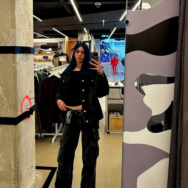 ayash.hila instagram image archive image