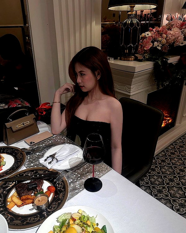 lyhythuedoxinh instagram image archive image