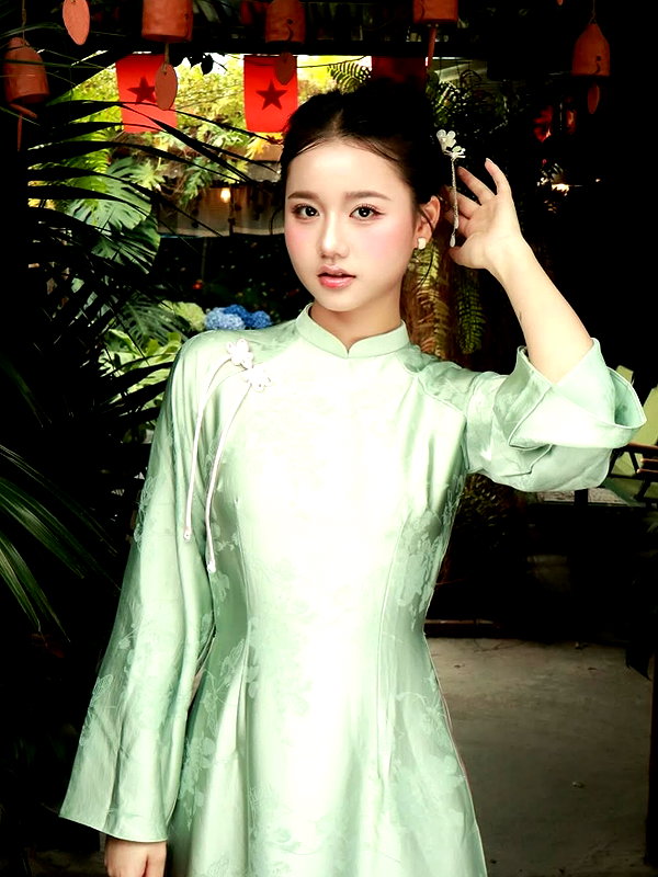 lyhythuedoxinh instagram image archive image