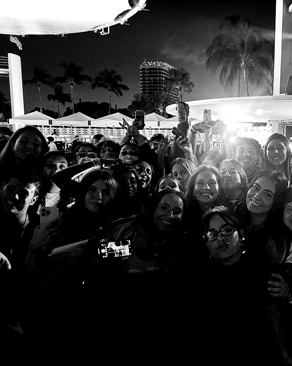 camila_cabello instagram image archive image