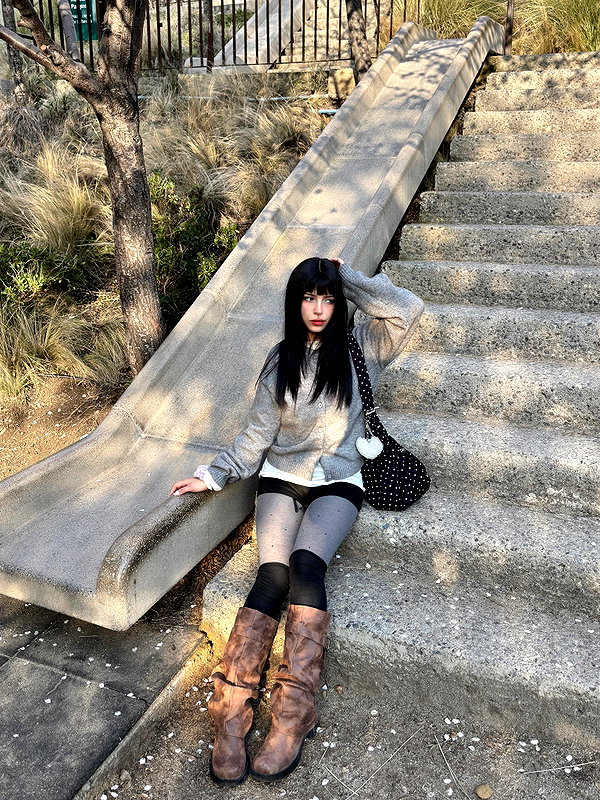 connie.01j instagram image archive image