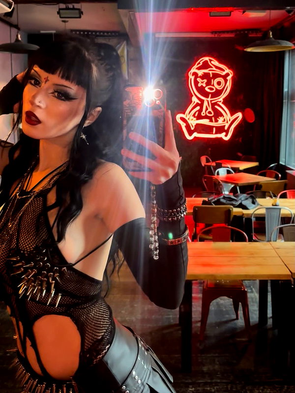 scarlett_ichor instagram image archive image