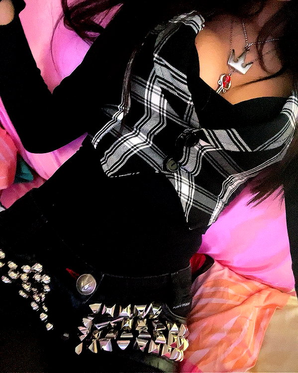 twodollie instagram image archive image