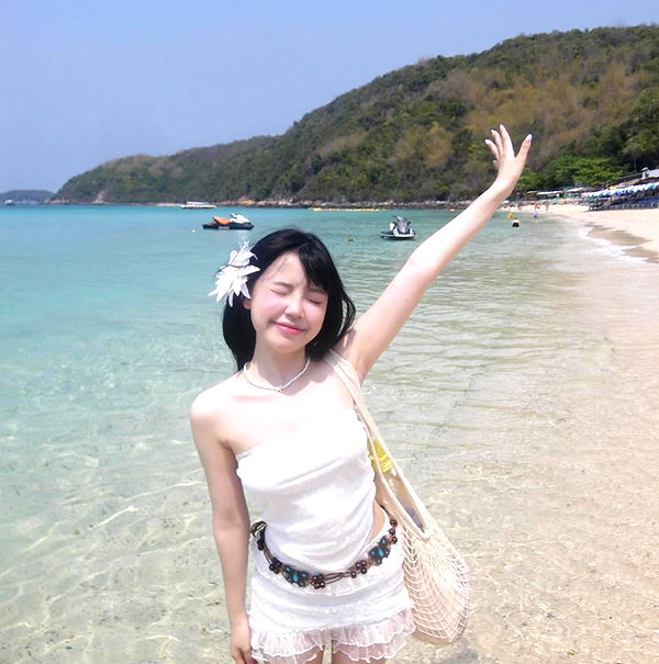 lyhythuedoxinh instagram image archive image