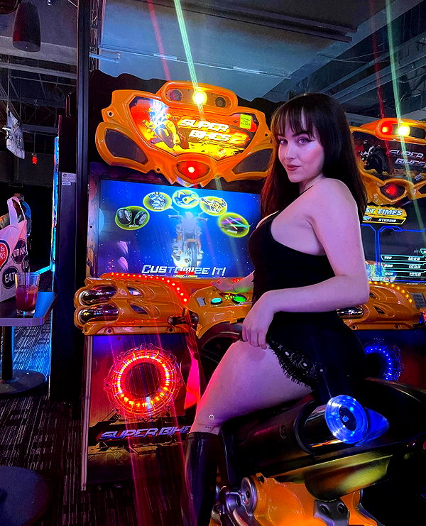 uniquexbrat instagram image archive image