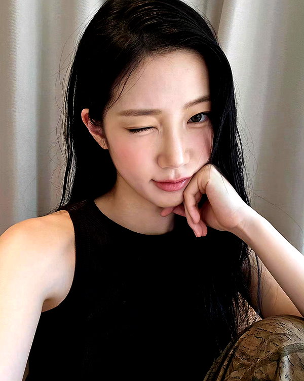 zuhazana instagram image archive image