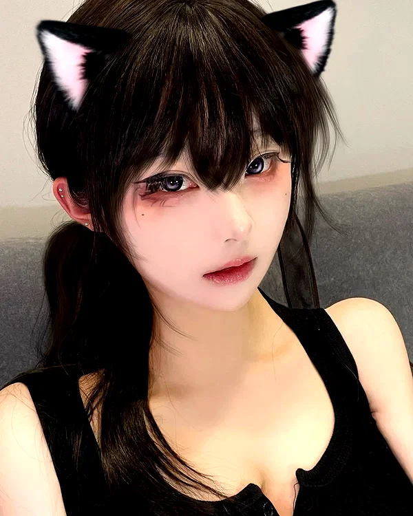 yingyinng_ instagram image archive image